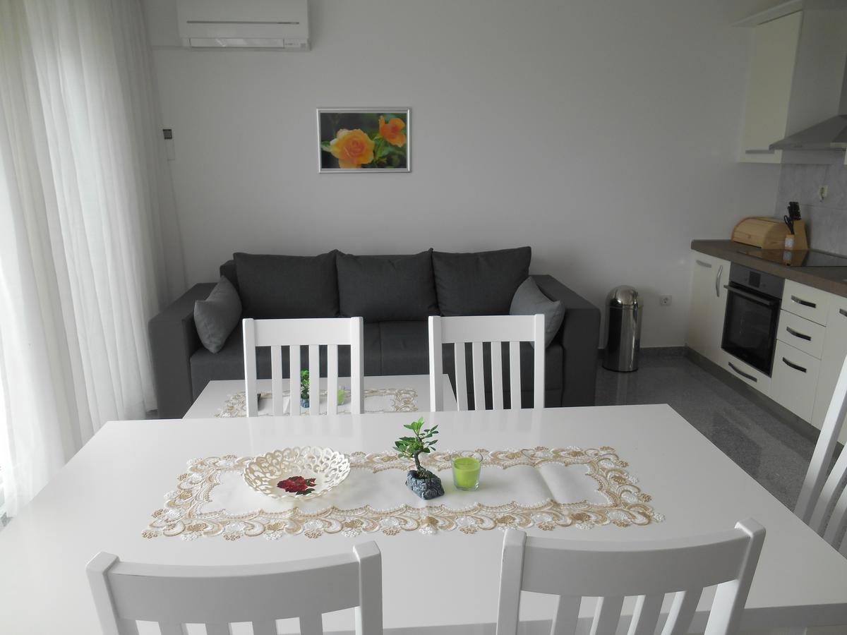 Apartments Diana Šmrika Dış mekan fotoğraf