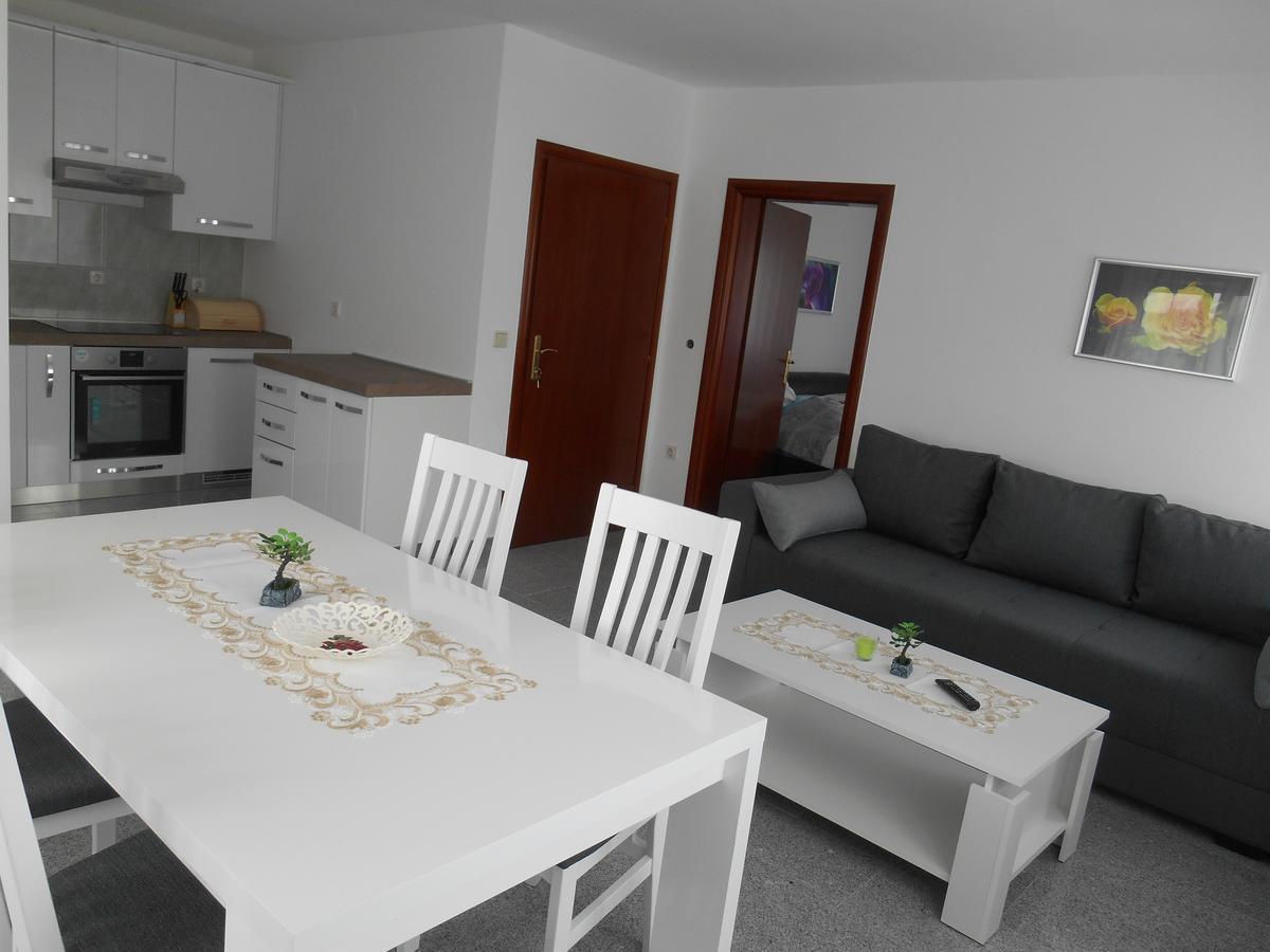 Apartments Diana Šmrika Dış mekan fotoğraf