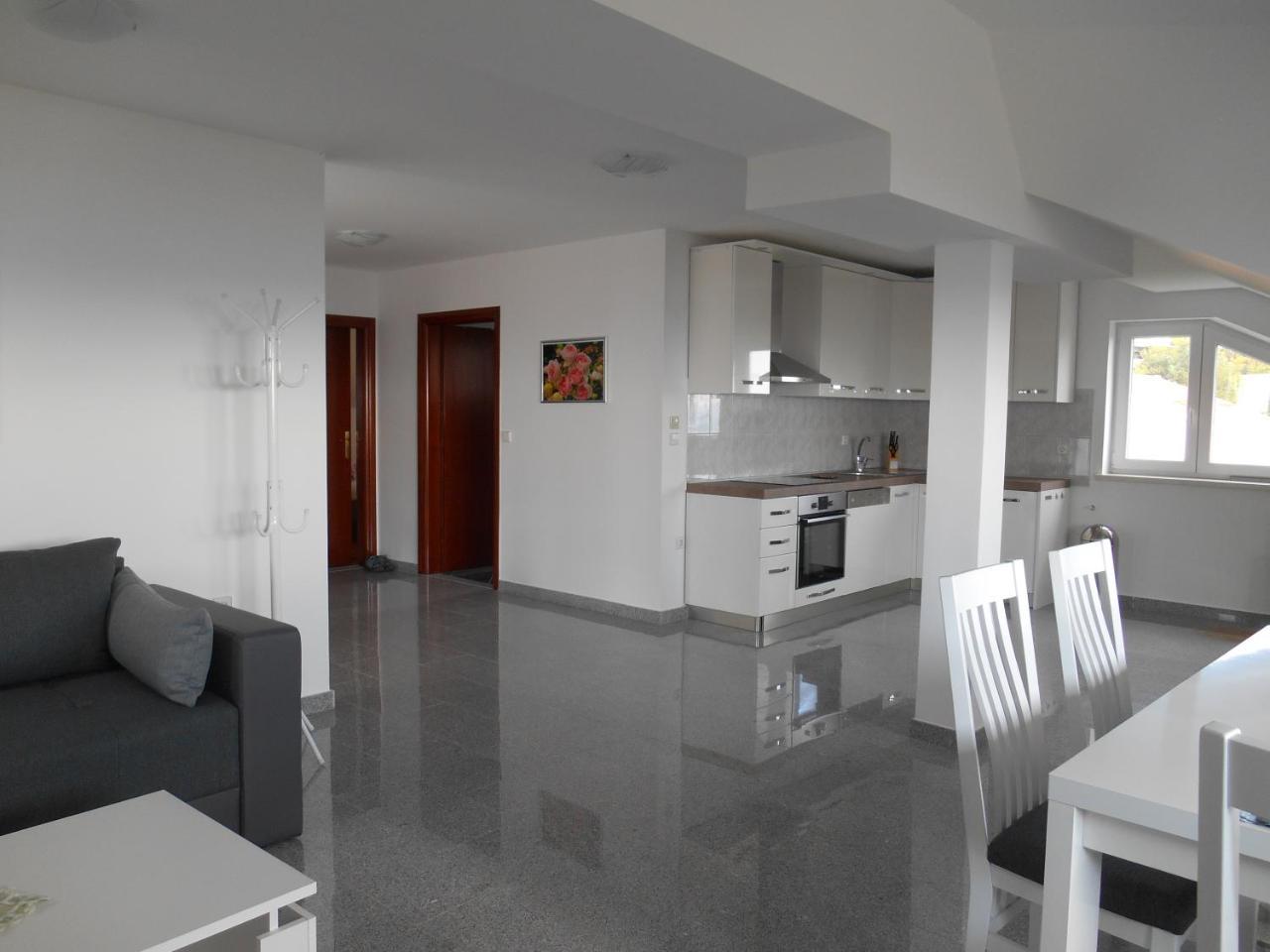 Apartments Diana Šmrika Dış mekan fotoğraf